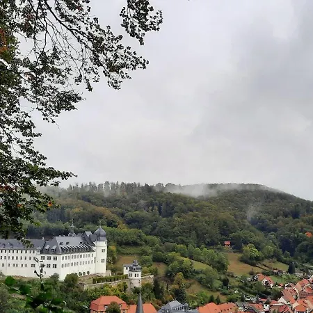 Am Schloss Apartment *